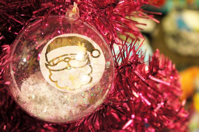 htgawcrafting Gold Foil Ornaments on Pink Tree