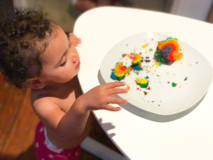 Even if your kids are too young to make cupcakes with Duff Tie-Dye cake mix, they're old enough to eat it up.