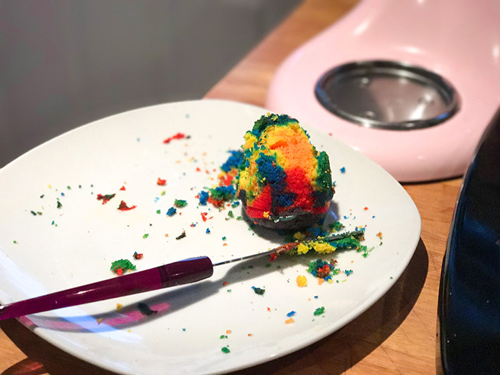 Cooking with Toddlers is fun and educational with Duff Tie-Dye Premium Cake Mix.